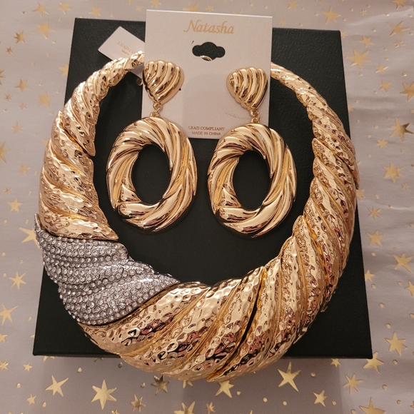 Natasha Couture Jewelry - Natasha Necklace: Gold-tone with Rhinestones. Thick. Sparkly. Statement. Choker.